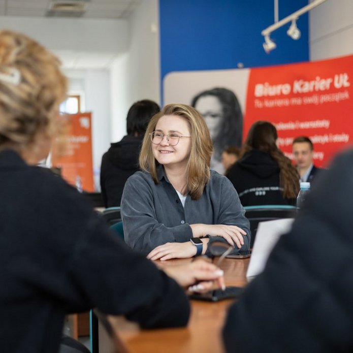 uczestnicy spotkania Alumni Meetup